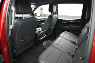 Chevrolet Silverado 1500 2024 4x2 LTZ 4 puertas Cabina Crew 5.8 ft. SB