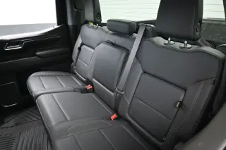 Chevrolet Silverado 1500 2024 4x2 LTZ 4 puertas Cabina Crew 5.8 ft. SB