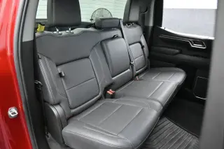 Chevrolet Silverado 1500 2024 4x2 LTZ 4 puertas Cabina Crew 5.8 ft. SB