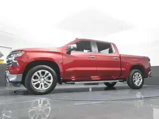 Chevrolet Silverado 1500 2024 4x2 LTZ 4 puertas Cabina Crew 5.8 ft. SB