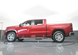 Chevrolet Silverado 1500 2024 4x2 LTZ 4 puertas Cabina Crew 5.8 ft. SB