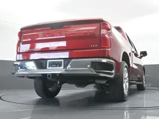 Chevrolet Silverado 1500 2024 4x2 LTZ 4 puertas Cabina Crew 5.8 ft. SB