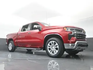 Chevrolet Silverado 1500 2024 4x2 LTZ 4 puertas Cabina Crew 5.8 ft. SB