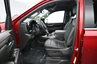 Chevrolet Silverado 1500 2024 4x2 LTZ 4 puertas Cabina Crew 5.8 ft. SB