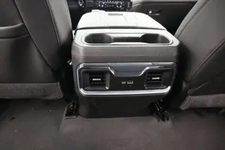 Chevrolet Silverado 1500 2022 4x2 LTZ 4 puertas Cabina Crew 5.8 pies. Caja corta