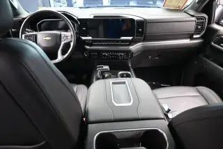 Chevrolet Silverado 1500 2022 4x2 LTZ 4 puertas Cabina Crew 5.8 pies. Caja corta
