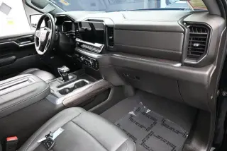 Chevrolet Silverado 1500 2022 4x2 LTZ 4 puertas Cabina Crew 5.8 pies. Caja corta