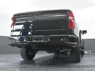 Chevrolet Silverado 1500 2022 4x2 LTZ 4 puertas Cabina Crew 5.8 pies. Caja corta