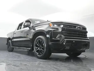 Chevrolet Silverado 1500 2022 4x2 LTZ 4 puertas Cabina Crew 5.8 pies. Caja corta