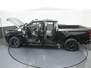 Chevrolet Silverado 1500 2022 4x2 LTZ 4 puertas Cabina Crew 5.8 pies. Caja corta