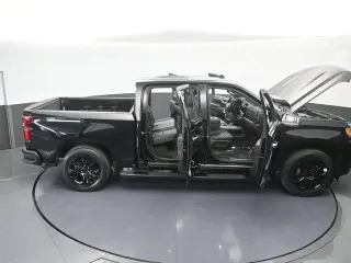 Chevrolet Silverado 1500 2022 4x2 LTZ 4 puertas Cabina Crew 5.8 pies. Caja corta