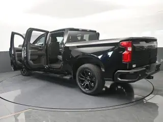 Chevrolet Silverado 1500 2022 4x2 LTZ 4 puertas Cabina Crew 5.8 pies. Caja corta