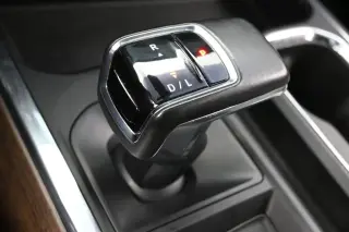 Chevrolet Silverado 1500 2023 4x4 High Country 4 puertas Cabina Crew 5.8 pies. Caja corta
