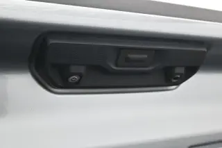 Chevrolet Silverado 1500 2023 4x4 High Country 4 puertas Cabina Crew 5.8 pies. Caja corta