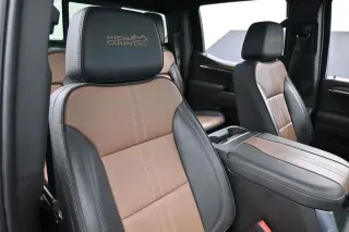 Chevrolet Silverado 1500 2023 4x4 High Country 4 puertas Cabina Crew 5.8 pies. Caja corta