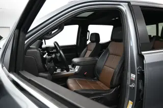 Chevrolet Silverado 1500 2023 4x4 High Country 4 puertas Cabina Crew 5.8 pies. Caja corta