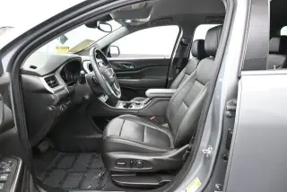 GMC Acadia 2023 SLT 4 puertas SUV