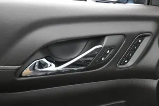 GMC Acadia 2023 SLT 4 puertas SUV