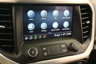 GMC Acadia 2023 SLT 4 puertas SUV