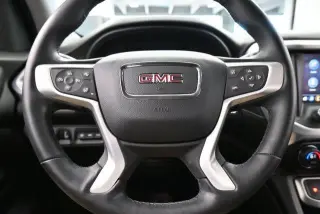 GMC Acadia 2023 SLT 4 puertas SUV