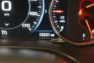 GMC Acadia 2023 SLT 4 puertas SUV