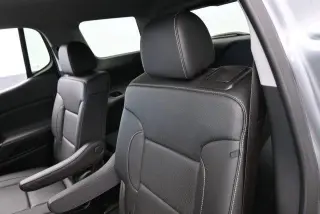 GMC Acadia 2023 SLT 4 puertas SUV
