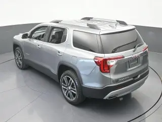 GMC Acadia 2023 SLT 4 puertas SUV