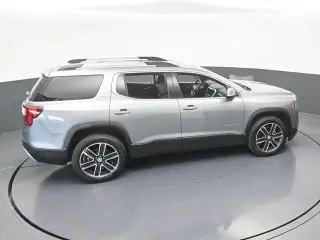 GMC Acadia 2023 SLT 4 puertas SUV
