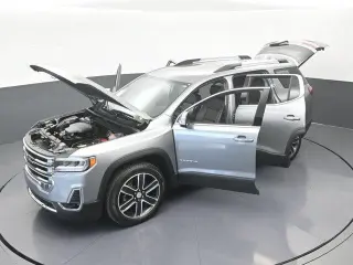 GMC Acadia 2023 SLT 4 puertas SUV