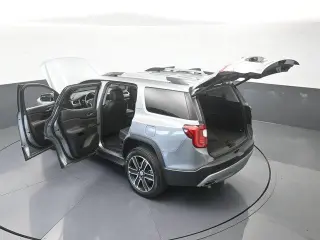 GMC Acadia 2023 SLT 4 puertas SUV