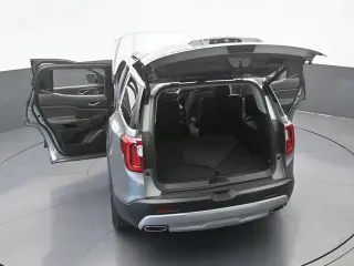 GMC Acadia 2023 SLT 4 puertas SUV