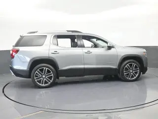 GMC Acadia 2023 SLT 4 puertas SUV