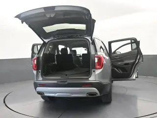 GMC Acadia 2023 SLT 4 puertas SUV