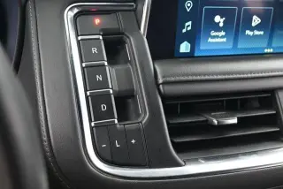 Chevrolet Tahoe 2024 4x2 LT 4 puertas SUV