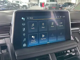 Chevrolet Suburban 2024 4x4 LT 4 puertas SUV