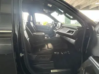 Chevrolet Suburban 2024 4x4 LT 4 puertas SUV