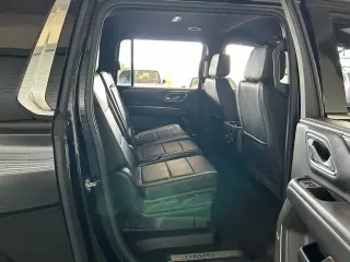 Chevrolet Suburban 2024 4x4 LT 4 puertas SUV
