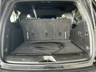 Chevrolet Suburban 2024 4x4 LT 4 puertas SUV