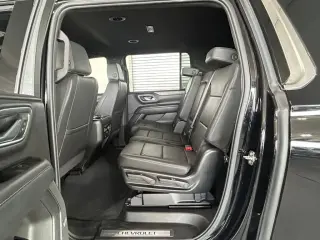 Chevrolet Suburban 2024 4x4 LT 4 puertas SUV
