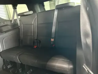 Chevrolet Suburban 2024 4x4 LT 4 puertas SUV