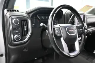 GMC Sierra 2500HD 2023 4x4 SLE 4 puertas Cabina Crew SB