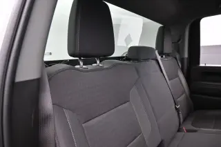 GMC Sierra 2500HD 2023 4x4 SLE 4 puertas Cabina Crew SB