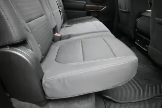 GMC Sierra 2500HD 2023 4x4 SLE 4 puertas Cabina Crew SB