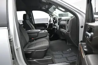 GMC Sierra 2500HD 2023 4x4 SLE 4 puertas Cabina Crew SB