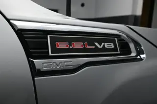 GMC Sierra 2500HD 2023 4x4 SLE 4 puertas Cabina Crew SB