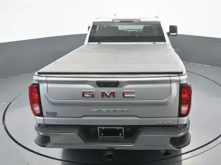 GMC Sierra 2500HD 2023 4x4 SLE 4 puertas Cabina Crew SB