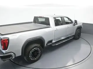 GMC Sierra 2500HD 2023 4x4 SLE 4 puertas Cabina Crew SB