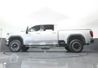 GMC Sierra 2500HD 2023 4x4 SLE 4 puertas Cabina Crew SB