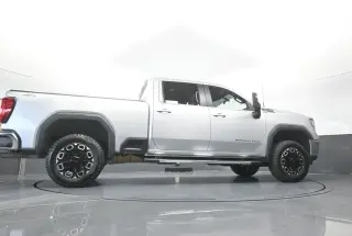 GMC Sierra 2500HD 2023 4x4 SLE 4 puertas Cabina Crew SB