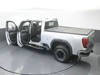 GMC Sierra 2500HD 2023 4x4 SLE 4 puertas Cabina Crew SB